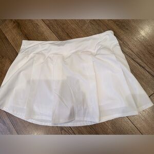 Hind Women's White Robe